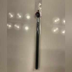 NIP SIGMA Pin Point Concealer Brush F68